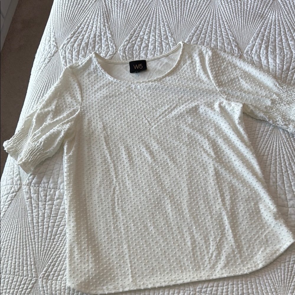 W5 Women's Ivory Textured Blouse